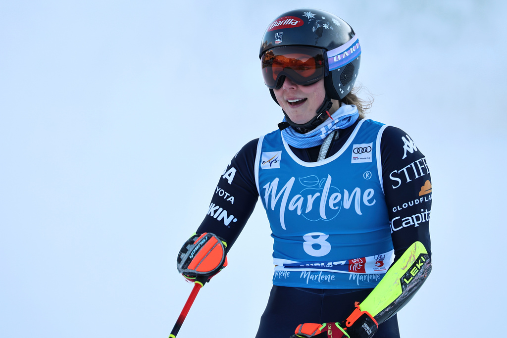 Lindsey Vonn, Chloe Kim, Mikaela Shiffrin headline US ski and snowboard squad named to the Olympics