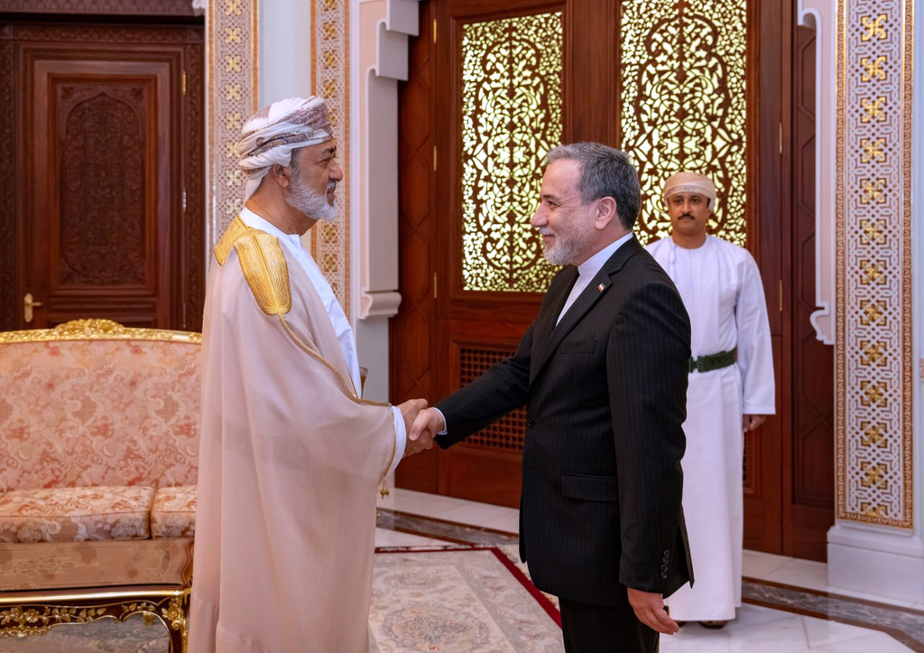 Iran offers to reopen Strait of Hormuz if US lifts its blockade and the ...