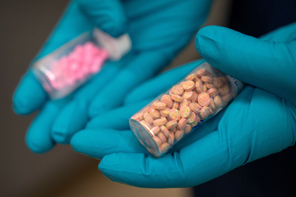 Aurora city council committee votes to oppose fentanyl ballot measure Prop 132