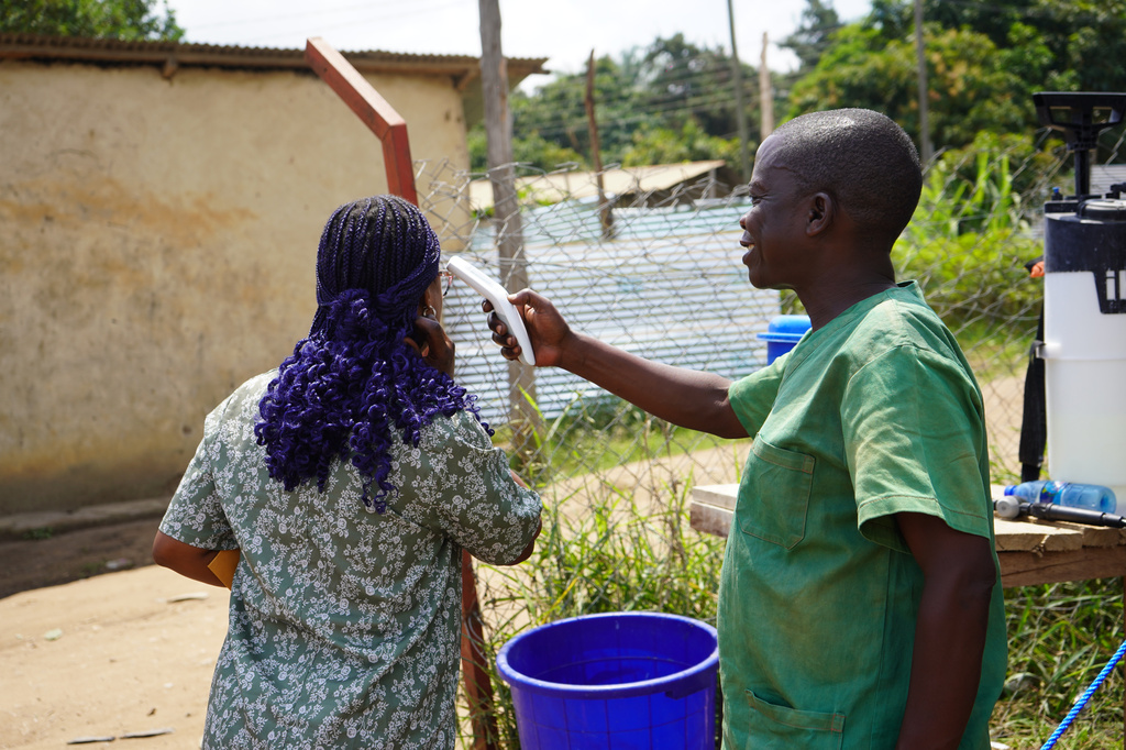 Ebola death toll in Congo rises to at least 930, including dozens of health workers - Sentinel Colorado