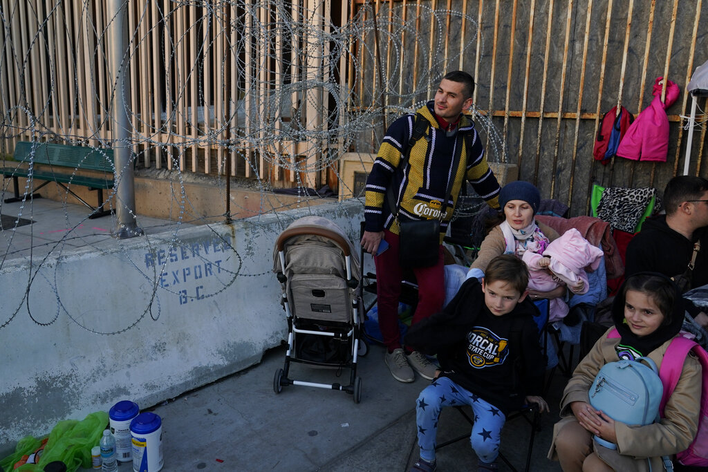 Rep. Crow introduces bill to extend TPS protections for Ukrainian immigrants