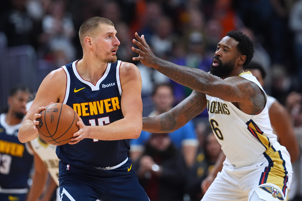Jokic has triple-double, Murray scores 42 points in Nuggets' OT victory over Pelicans
